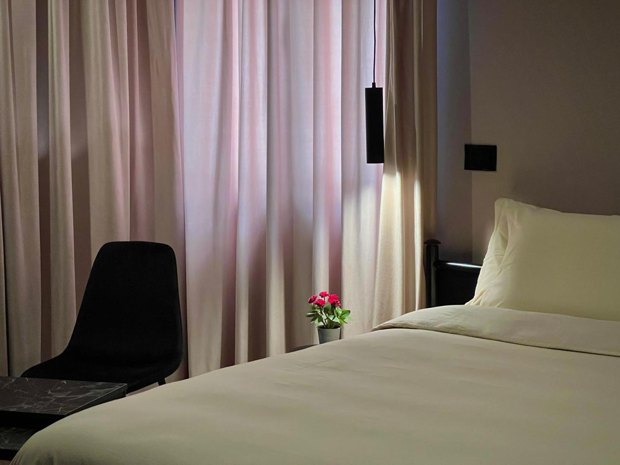Rex Hotel Boutique Tirana Exterior photo
